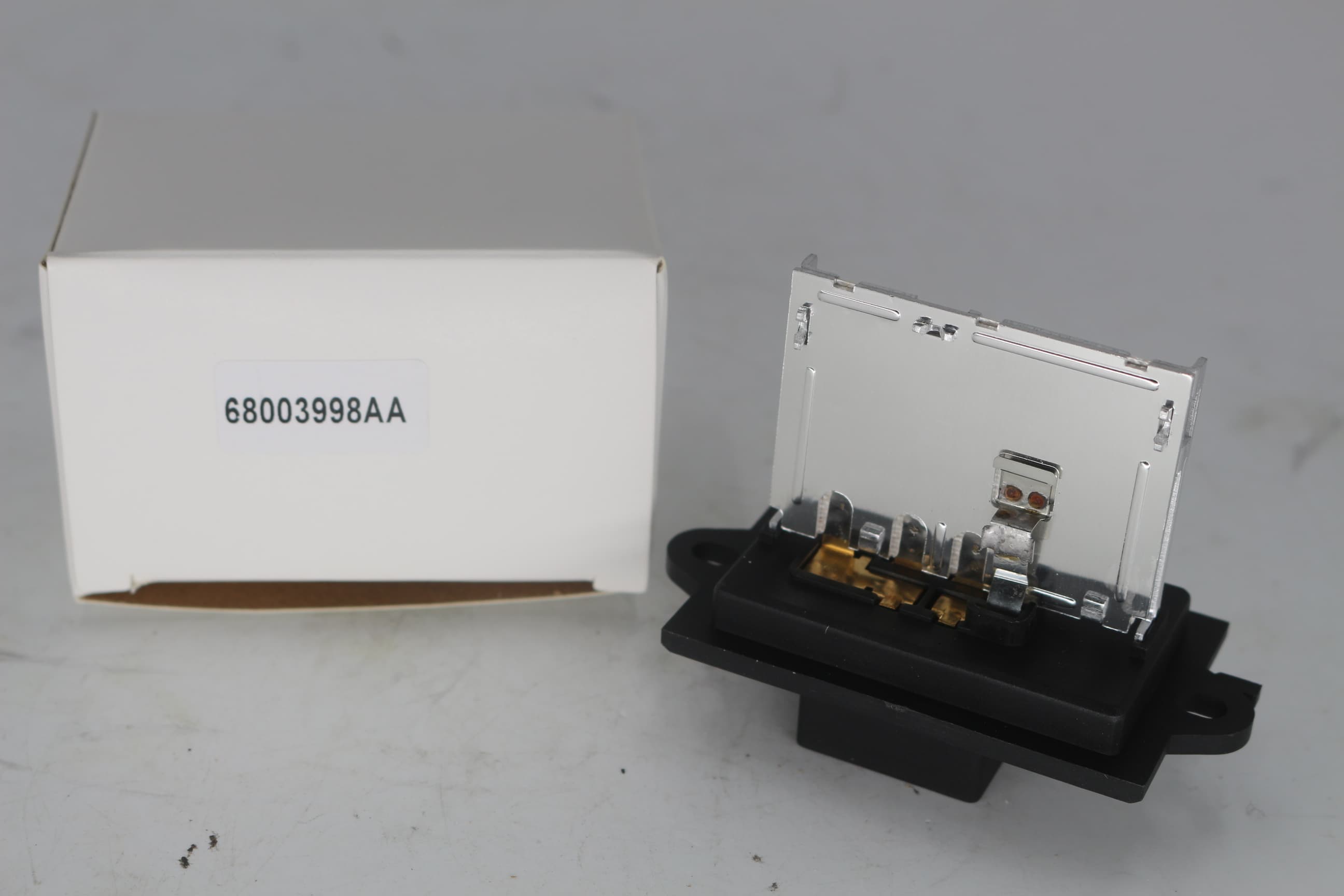 Blower Motor Resistor 68003998AA